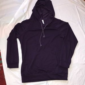 Such a cozy purple hoodie size large but runs like a medium!  💜